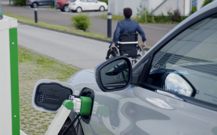 汽車(chē)充電樁公司品牌實(shí)力與市場(chǎng)影響力的崛起之路